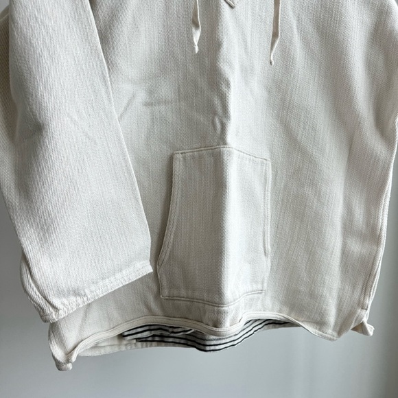 Levis Made Crafted Woven Cropped Sleeves Hoodie - Picture 5 of 13